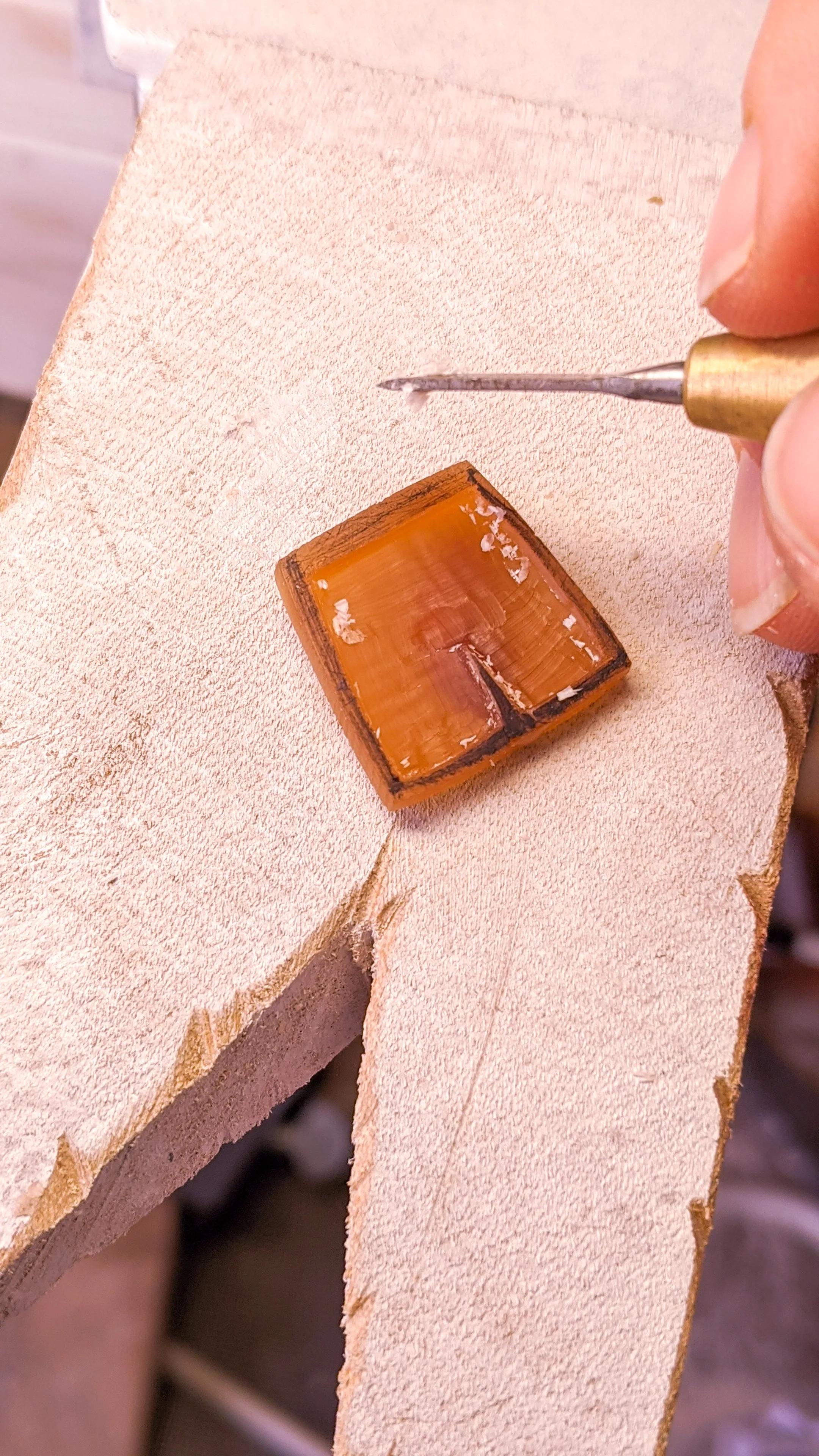Icons ~ Bermuda Shorts Pendant