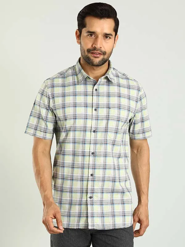Men Checked Half Sleeve Cotton Shirt