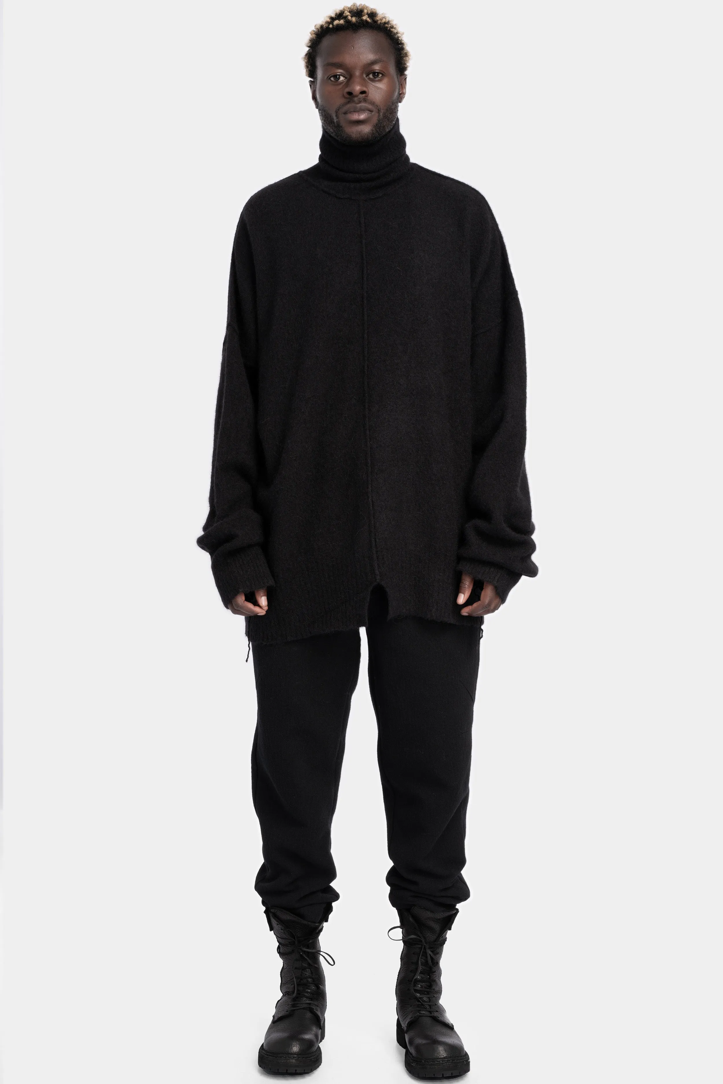 Piped seams turtleneck knit sweater