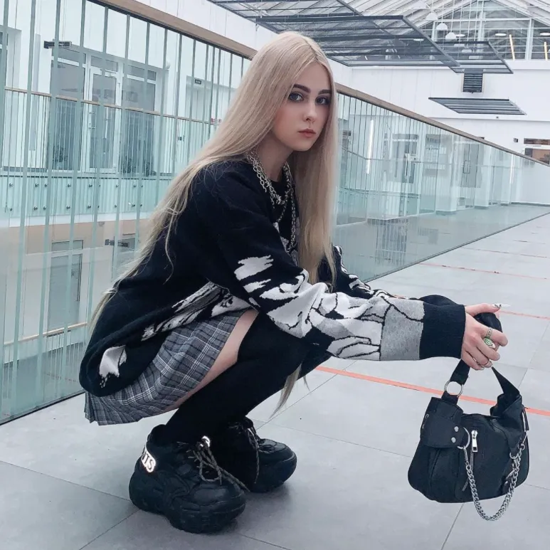 "BEAUTY & BRAINS" - L & Misa Knitted - Death Note Anime Sweater