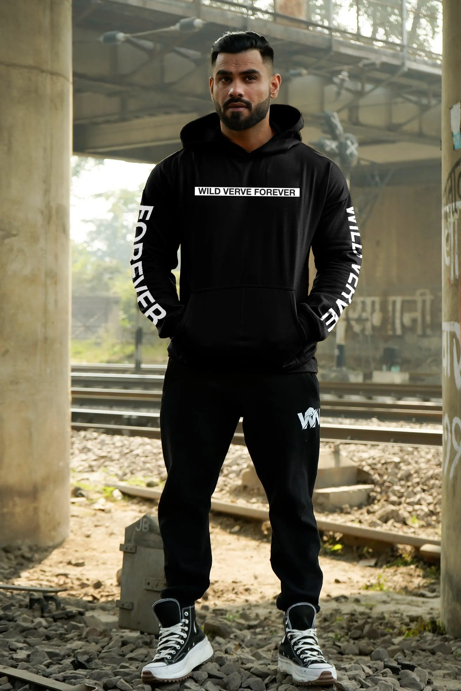 WILD VERVE FOREVER OVERSIZED HOODIE (BLACK)